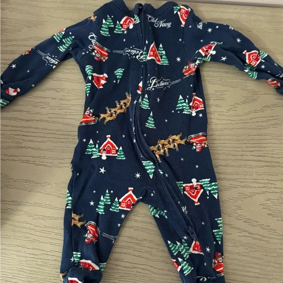 0-3 month Baby Girl Christmas Bundle - Picture 2 of 14